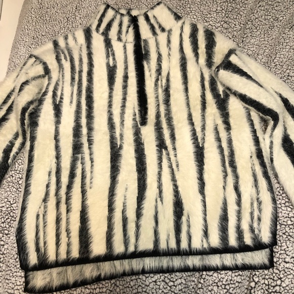 Anthropologie Cindy Eyelash Sweater - Picture 6 of 6